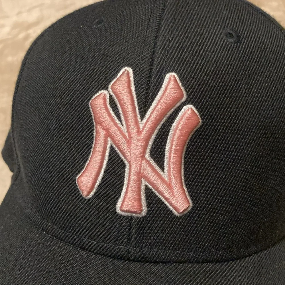 47 New York MVP Curved Navy Pink